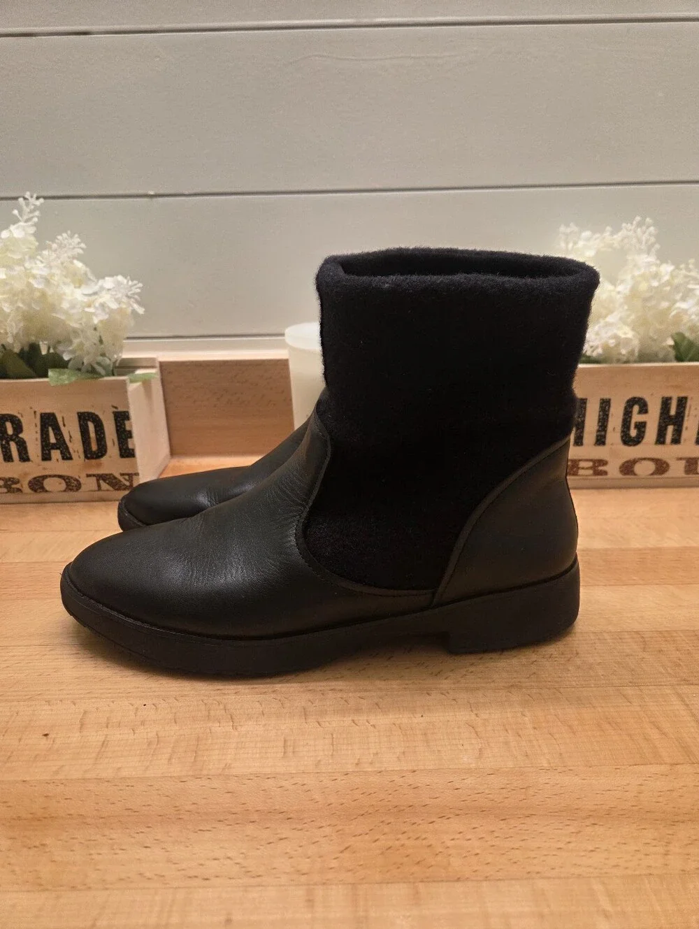 FitFlop Nissie Mixte Women's Leather/Wool Ankle Boot Black Size 10